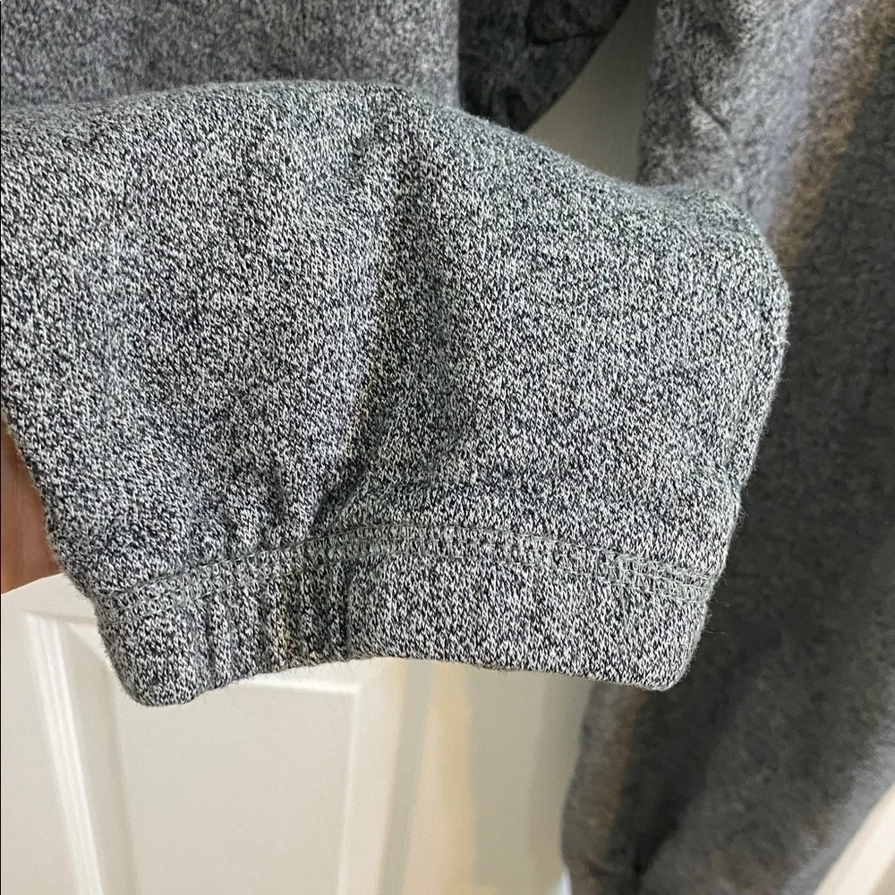 Canadiana Dark Grey Heathered Women’s Joggers Sweatpants Size Medium Casual - Picture 4 of 6